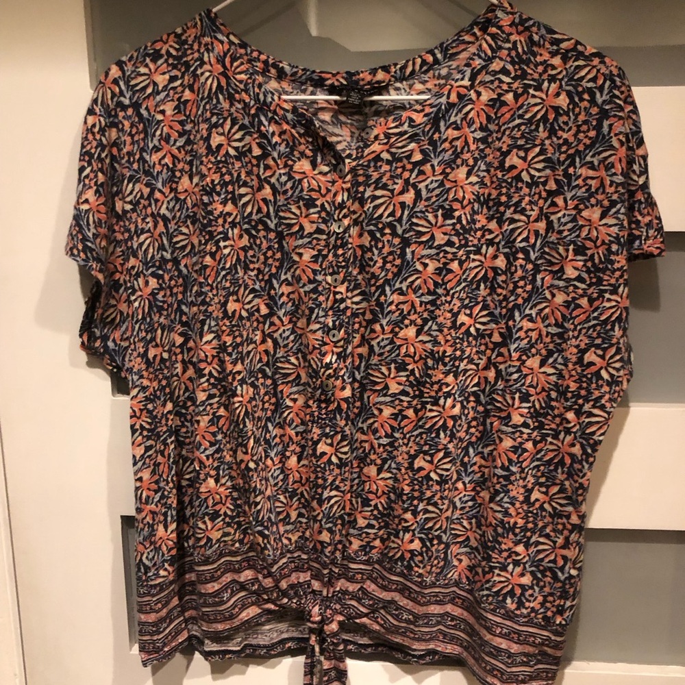 Lucky Brand Navy and Coral Floral Tie-Hem Blouse